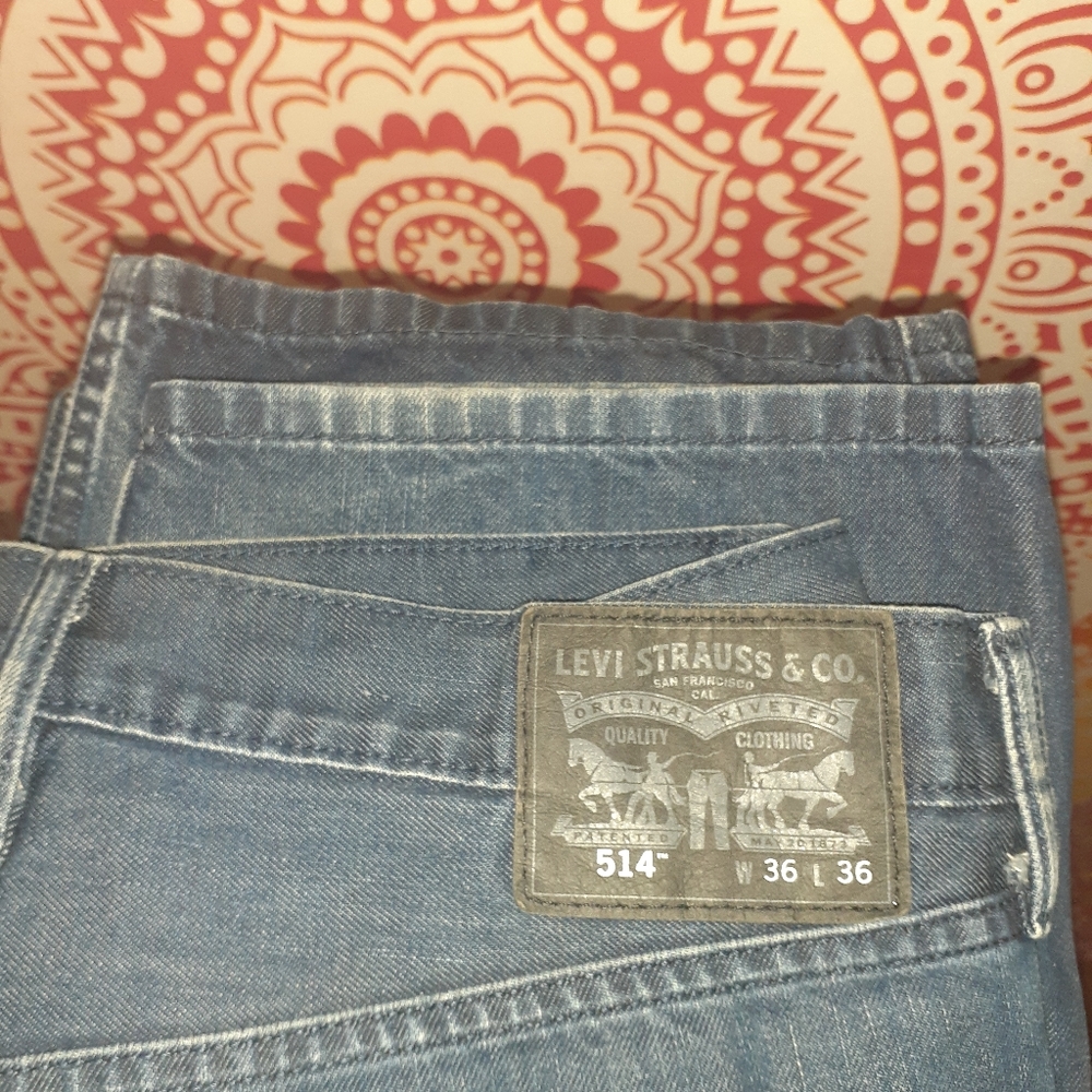 36 x 36 Levi Jean's  514